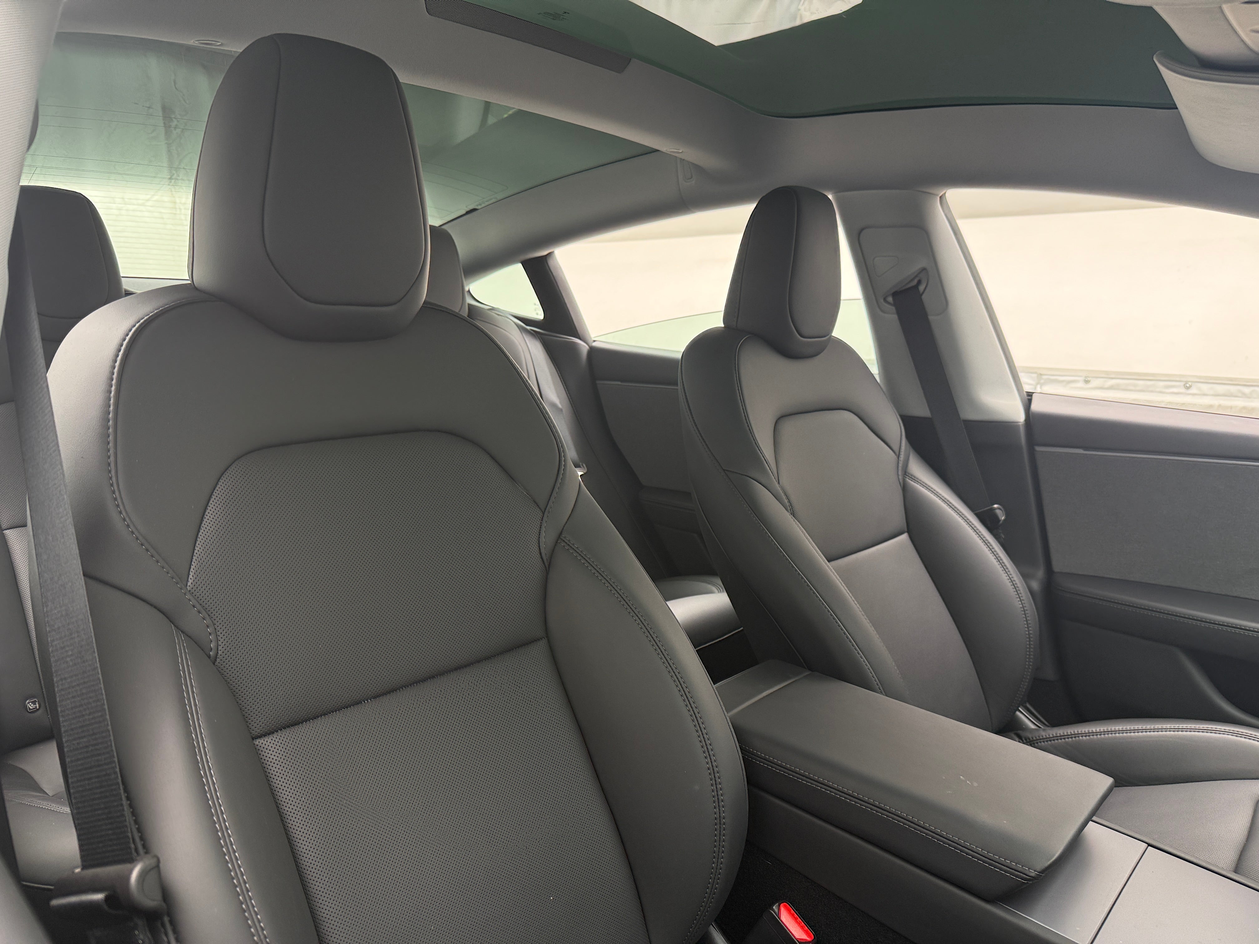 tesla model 3 2026 5YJ3E1EAXTF135983 image tesla model 3 2026 5YJ3E1EAXTF135983 image